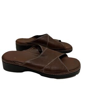 Clarks Criss Cross Brown Leather Slip On Slides Sandals Womens Size 8M VTG 2003